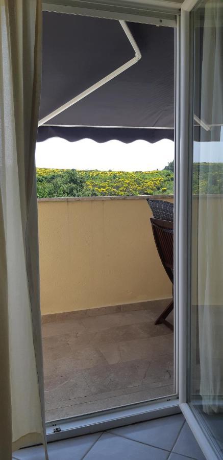 Apartmans Sun & Moon Замбратия Екстериор снимка