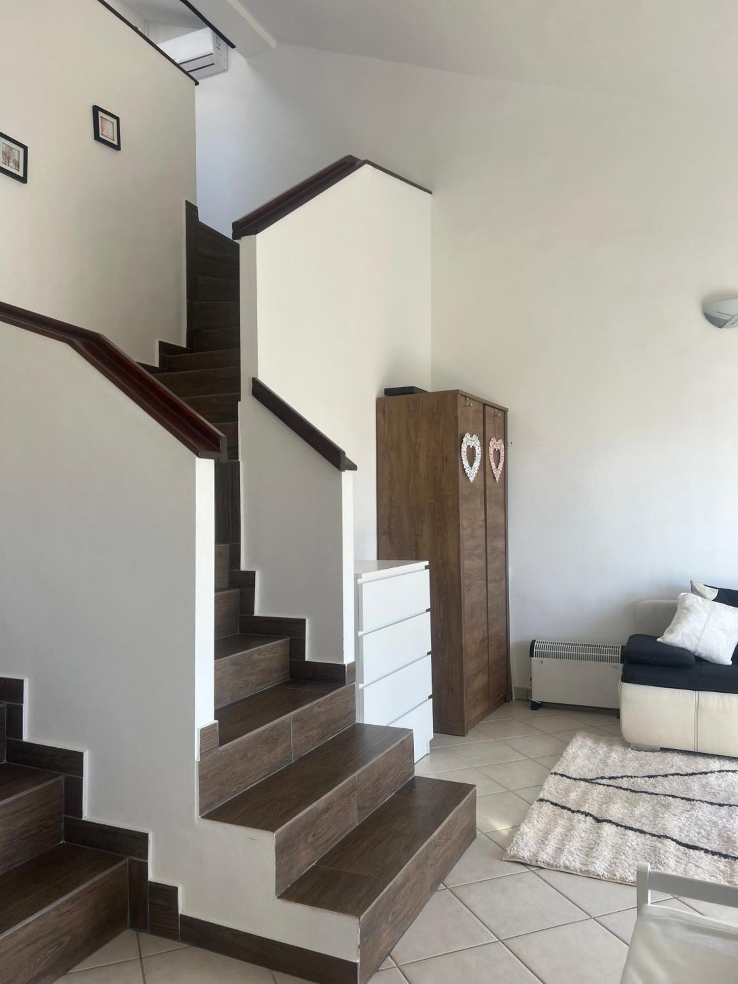 Apartmans Sun & Moon Замбратия Екстериор снимка