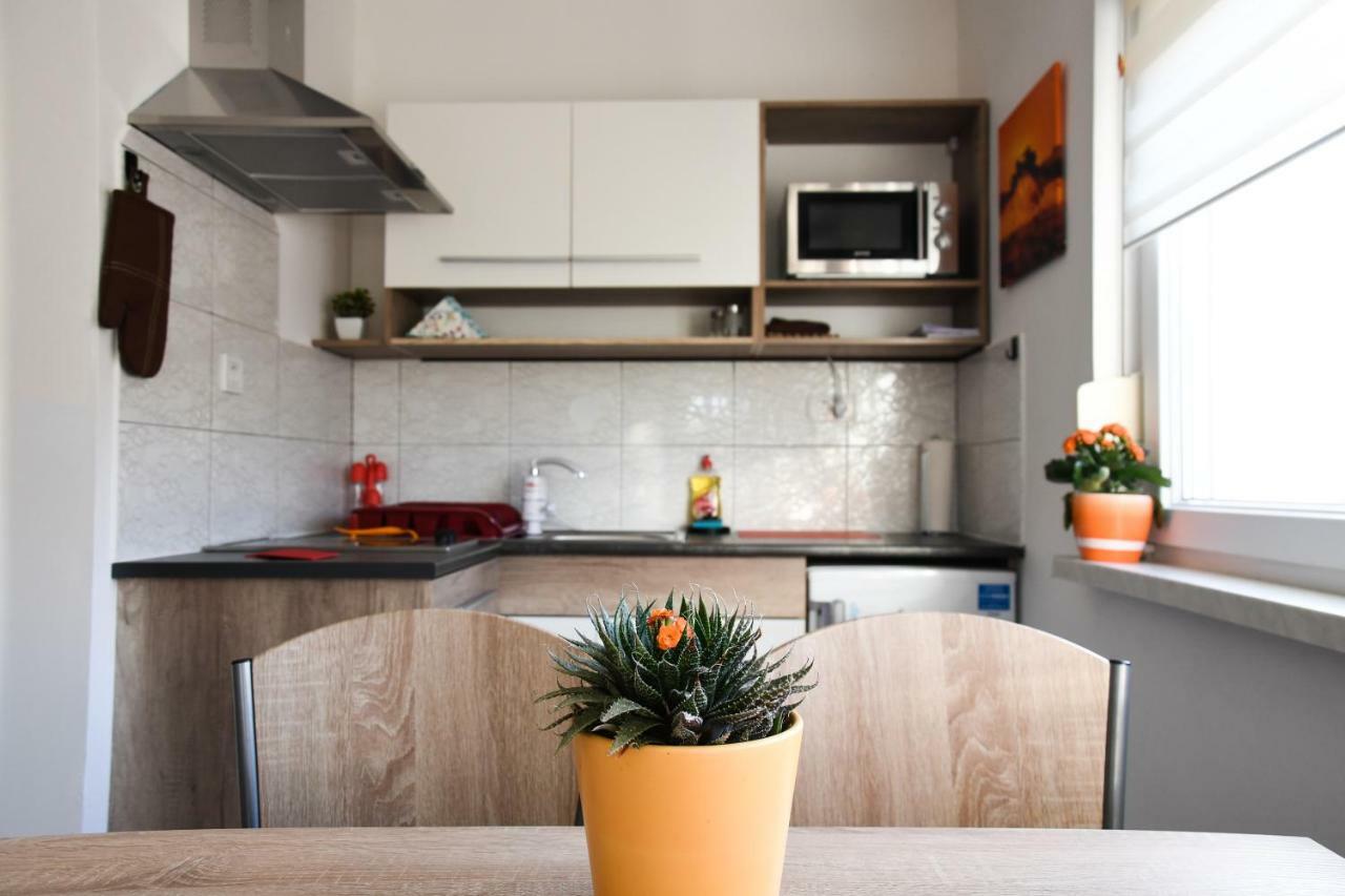 Apartmans Sun & Moon Замбратия Екстериор снимка